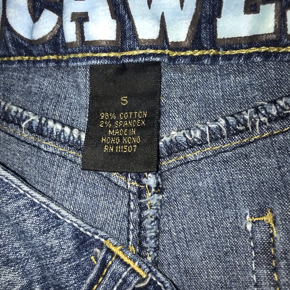 Jean Shorts - Picture 3 of 4